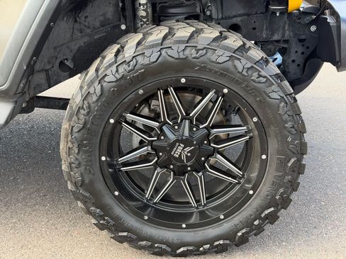 Used 2020 Jeep Wrangler Unlimited Sport S AWD/4WD image 10
