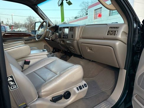 Used 2003 Ford F250 Lariat image 7