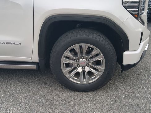 Used 2023 GMC Sierra 1500 Denali image 25