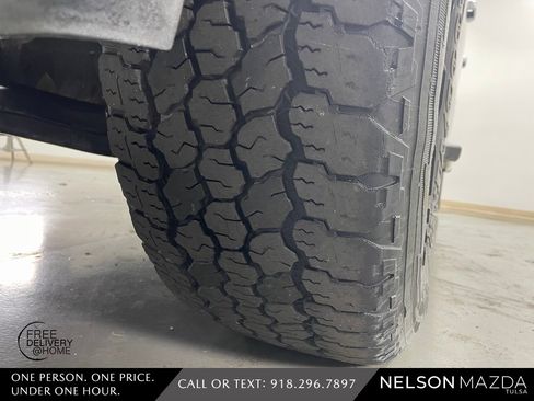 Used 2019 Ford F150 XLT w/ Equipment Group 302A Luxury image 10