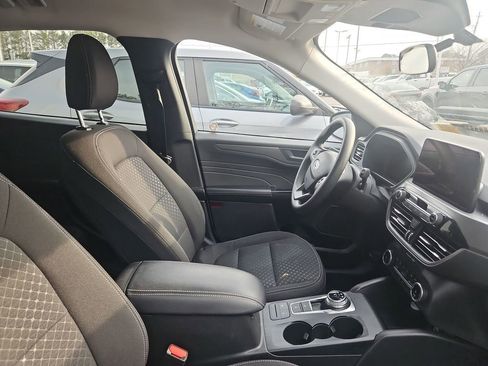 Used 2025 Ford Escape Active image 9