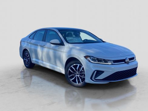 New 2026 Volkswagen Jetta SE image 1
