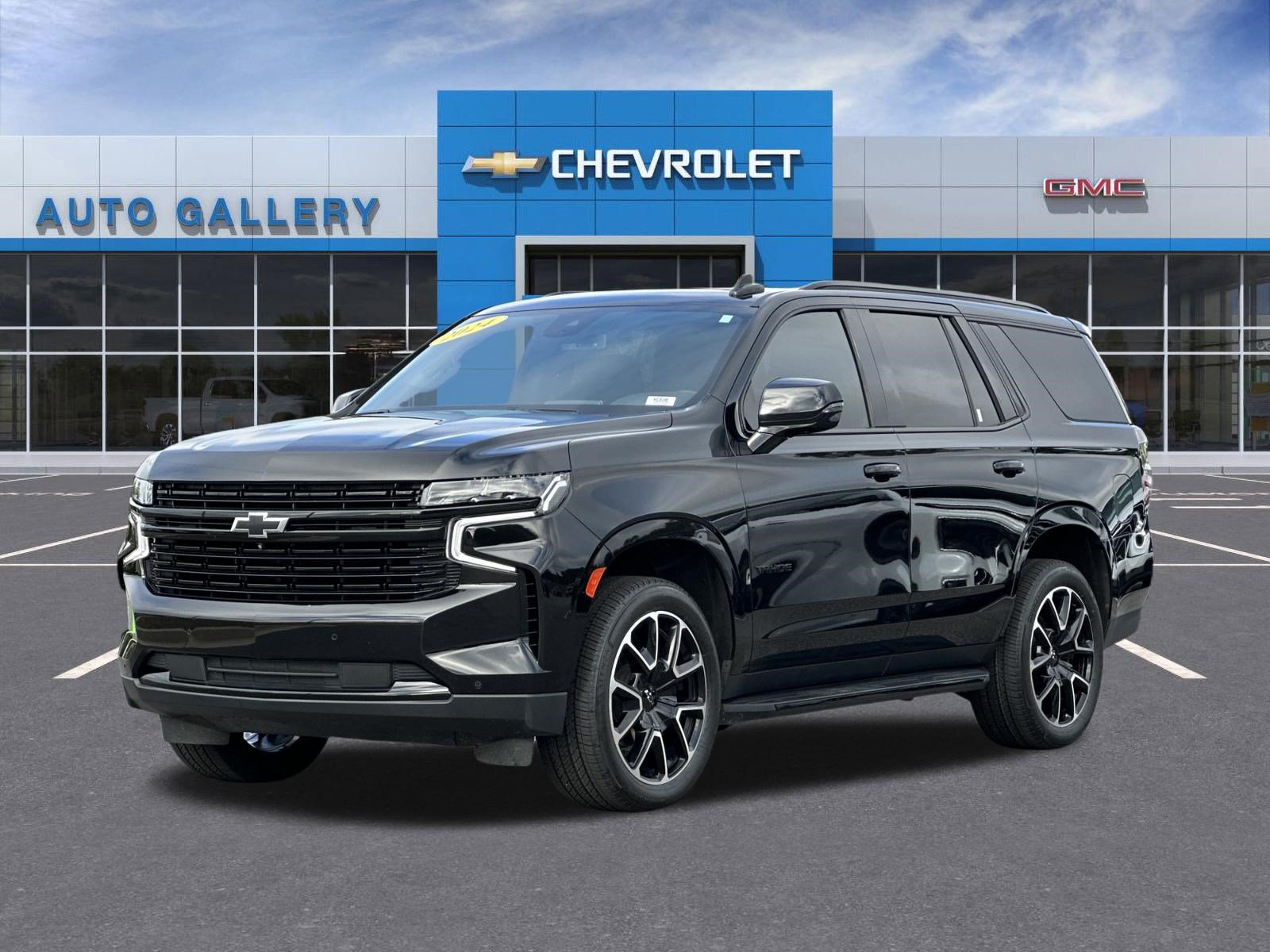 Used 2024 Chevrolet Tahoe RST w/ Luxury Package RWD image 1