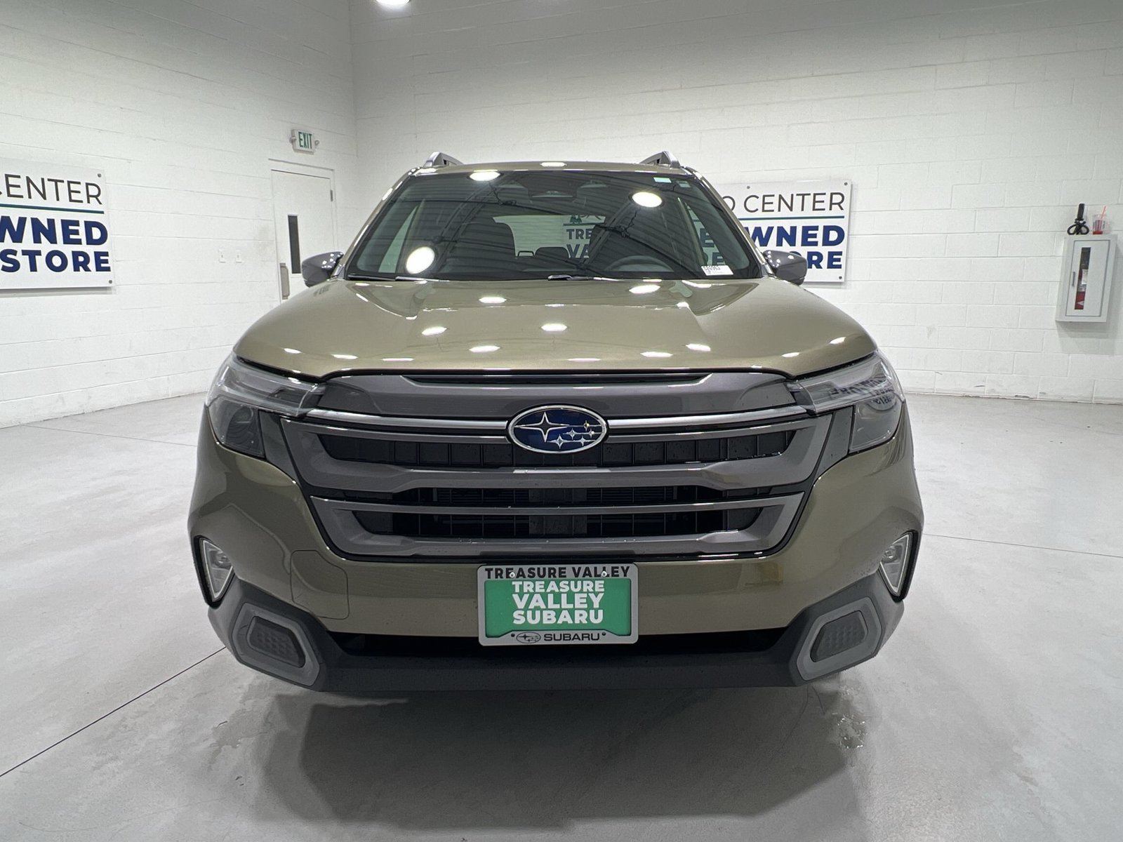 New 2026 Subaru Forester Touring AWD/4WD image 3