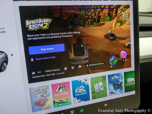 Used 2020 Tesla Model 3 Standard Range image 24