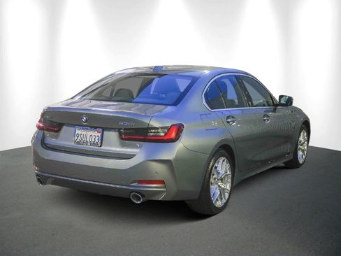 Used 2025 BMW 330i xDrive Sedan image 6