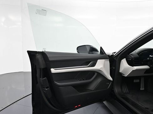 New 2026 Porsche Taycan 4 image 15