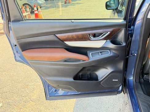 Used 2019 Subaru Ascent Touring w/ Popular Package #3 AWD/4WD image 38