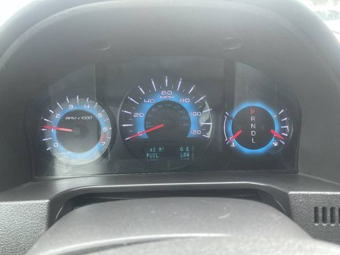 Used 2012 Ford Fusion SE FWD image 13