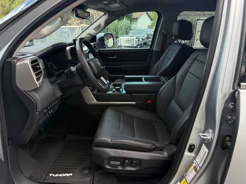 Used 2023 Toyota Tundra Limited AWD/4WD image 18