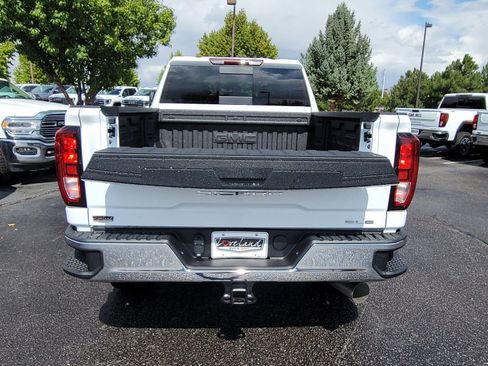 New 2026 GMC Sierra 2500 SLE w/ SLE Value Package; image 12