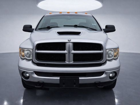 Used 2003 Dodge Ram 3500 Truck SLT AWD/4WD image 4