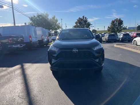 Used 2022 Toyota RAV4 LE image 3