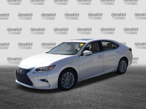 Used 2017 Lexus ES 350 w/ Premium Package image 5