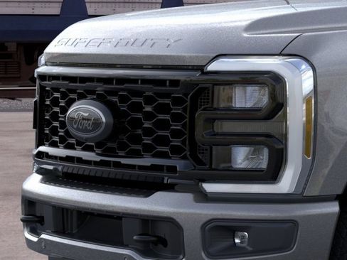 New 2026 Ford F250 Lariat AWD/4WD image 17