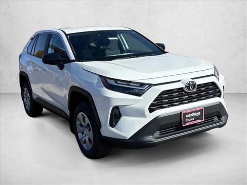 New 2025 Toyota RAV4 LE image 3