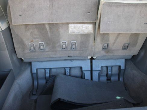 Used 2014 Toyota Sienna Limited w/ Limited Premium Package image 6