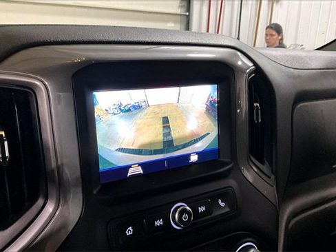 Used 2020 Chevrolet Silverado 2500 Custom w/ Custom Value Package image 24