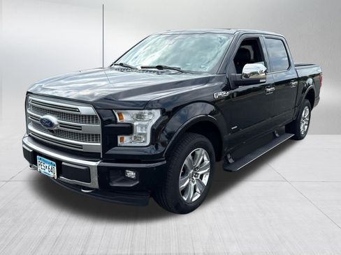 Used 2017 Ford F150 Platinum w/ Equipment Group 701A Luxury AWD/4WD image 4