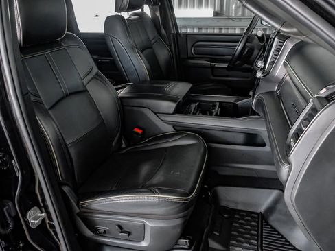 Used 2022 RAM 3500 Limited image 32