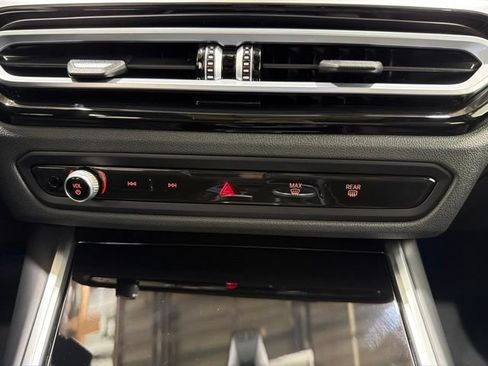 Used 2023 BMW i4 eDrive35 w/ Premium Package RWD image 36