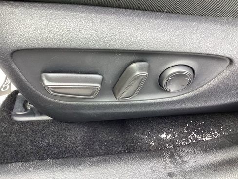 Used 2025 Toyota RAV4 XLE image 15