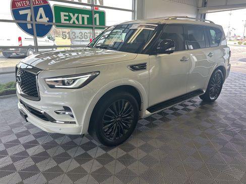 Used 2023 INFINITI QX80 Premium Select w/ Cargo Package image 3