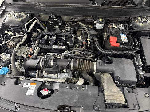 Used 2018 Honda Accord Sport image 28