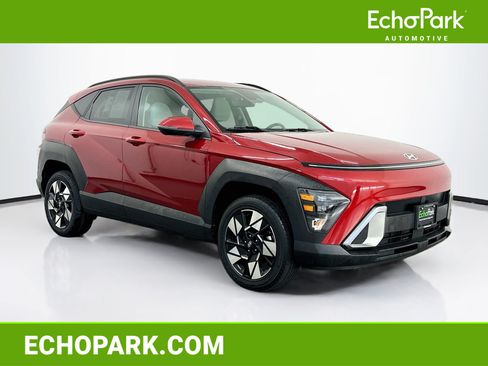 Used 2025 Hyundai Kona SEL AWD/4WD image 1