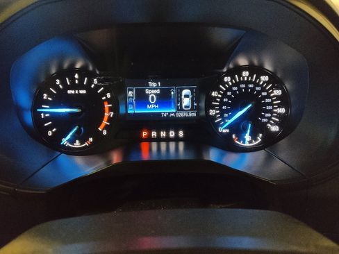 Used 2020 Ford Edge SE image 23