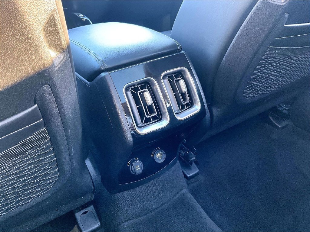 Used 2023 Kia Sorento SX FWD image 12