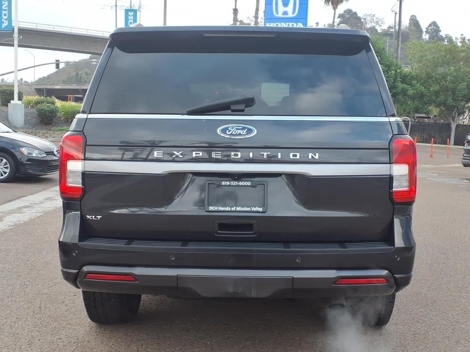 Used 2022 Ford Expedition XLT RWD image 5