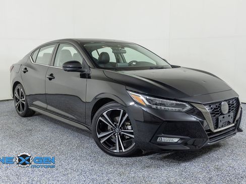 Used 2022 Nissan Sentra SR w/ SR Premium Package FWD image 1