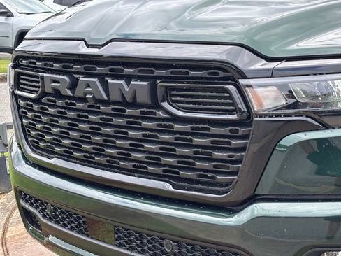 New 2026 RAM 1500 Express AWD/4WD image 10