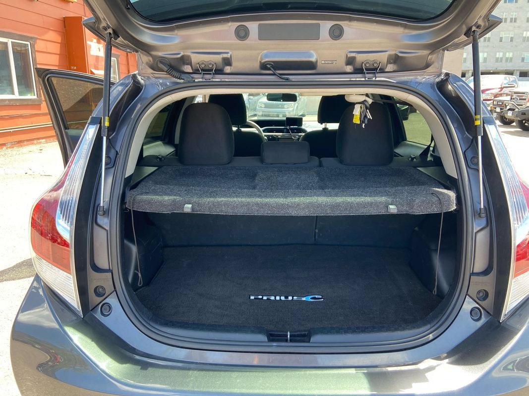 Used 2016 Toyota Prius C Two FWD image 21