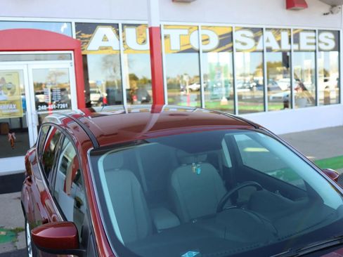 Used 2016 Ford Escape SE image 41