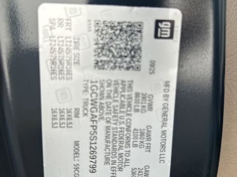 New 2025 Chevrolet Express 2500 w/ Driver Convenience Package image 32