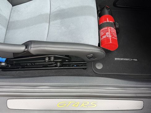 Certified 2024 Porsche 718 Cayman GT4 RS image 27