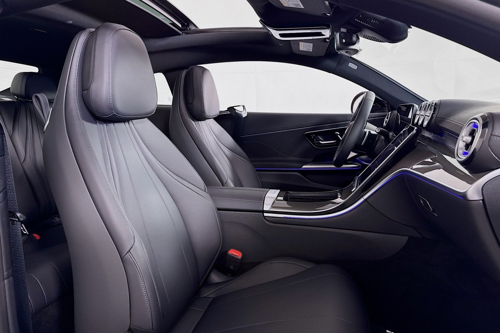 New 2026 Mercedes-Benz CLE 450 4MATIC Coupe image 6