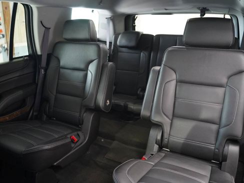 Used 2016 GMC Yukon Denali w/ Open Road Package RWD image 33
