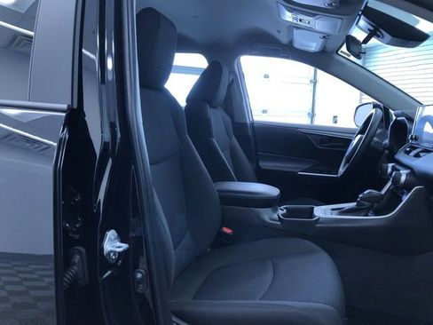 Certified 2025 Toyota RAV4 LE image 22