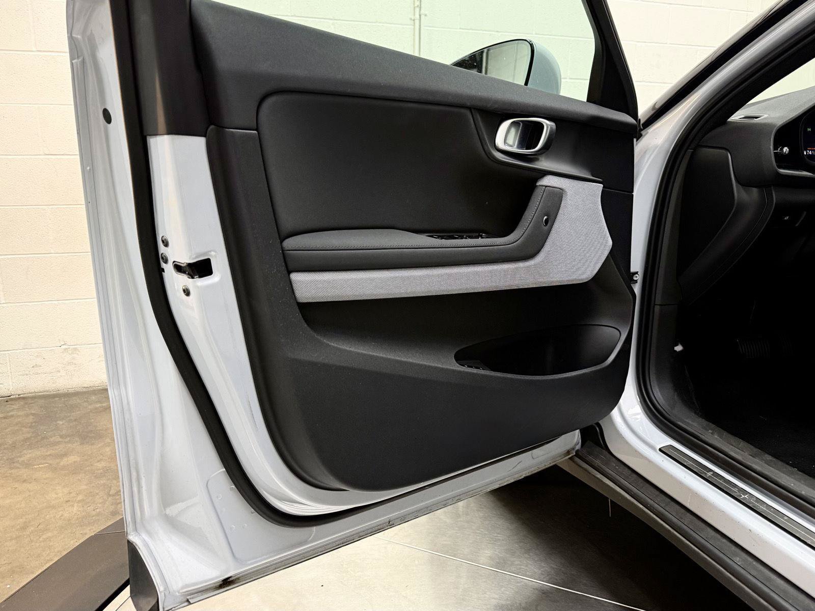 Used 2024 Polestar Polestar 2 AWD/4WD image 11