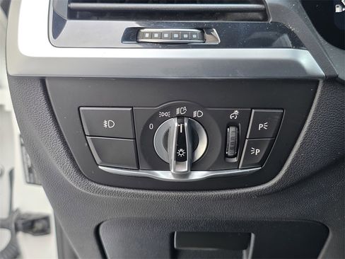 Used 2021 BMW X3 M40i w/ Premium Package image 26