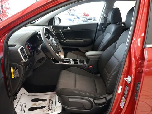 Used 2022 Kia Sportage LX image 24