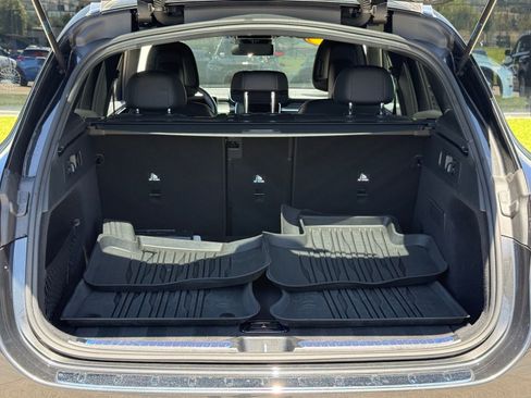 Used 2023 Mercedes-Benz GLC 300 image 17