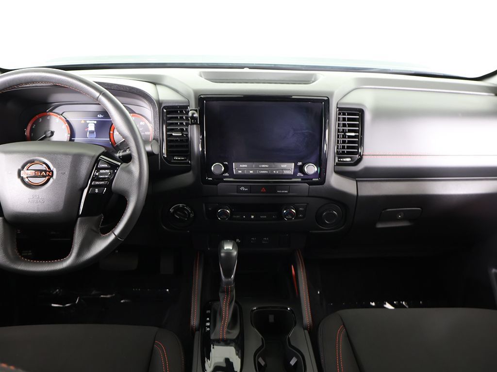 Used 2024 Nissan Frontier PRO-4X w/ Technology Package AWD/4WD image 35