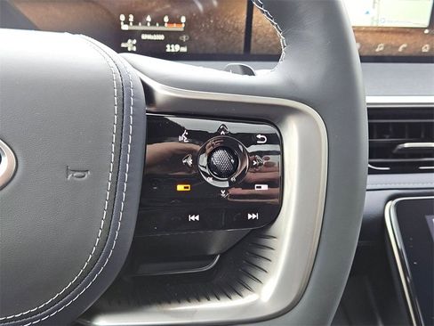 New 2026 INFINITI QX80 SPORT image 21