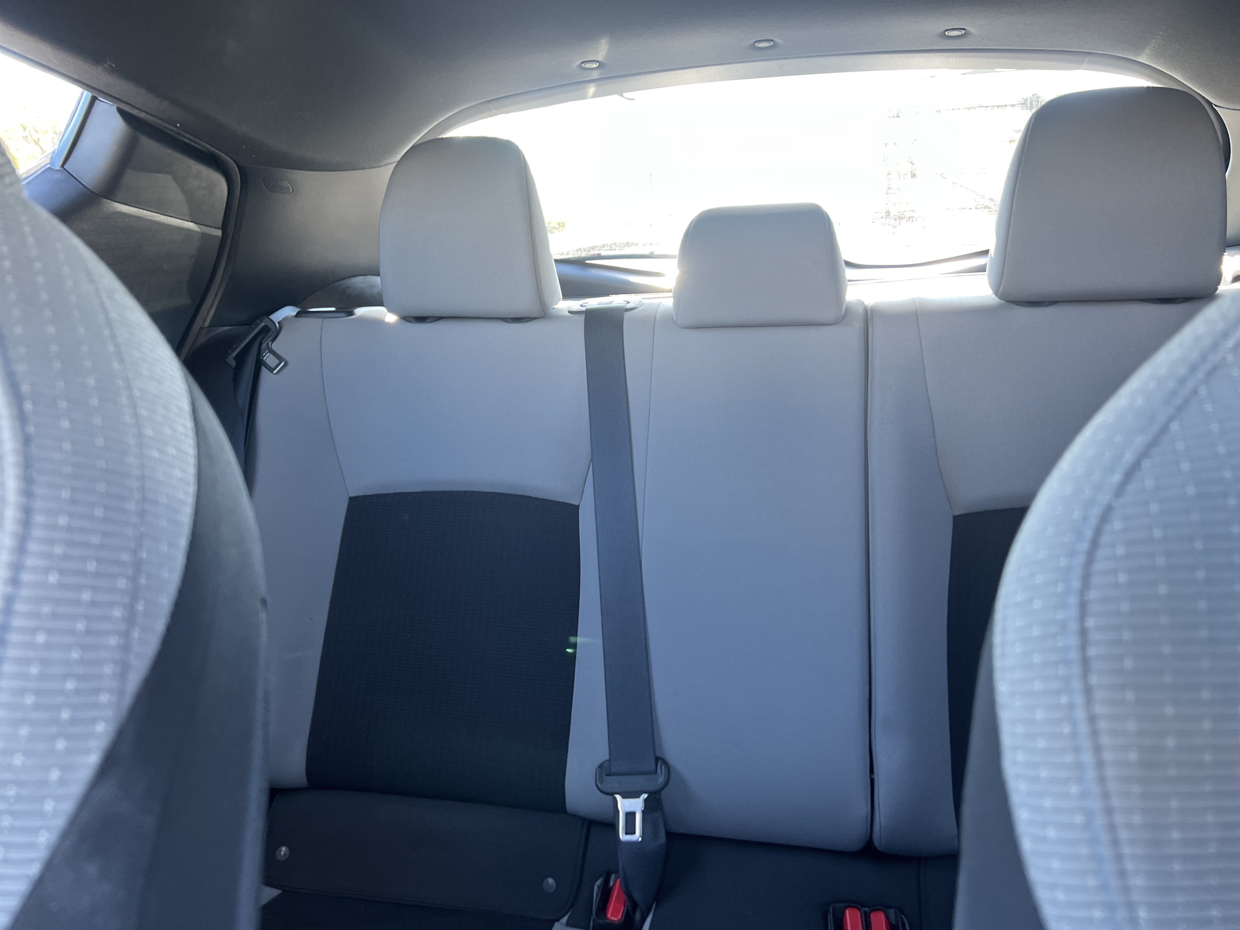 Used 2019 Toyota C-HR XLE FWD image 37