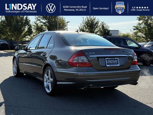 Used 2009 Mercedes-Benz E 350 4MATIC Sedan image 4