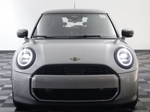 New 2026 MINI Cooper 2-Door Hardtop FWD image 21